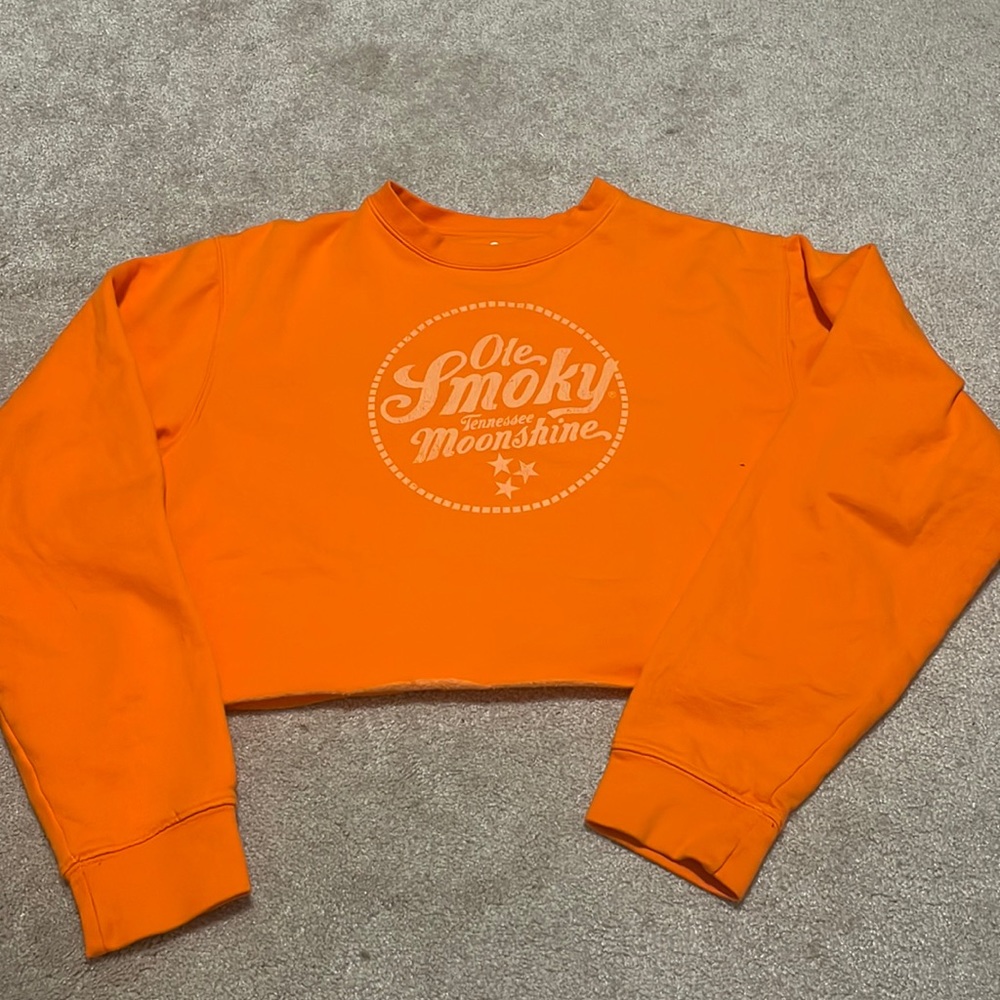 Cropped tennessee sweatshirt